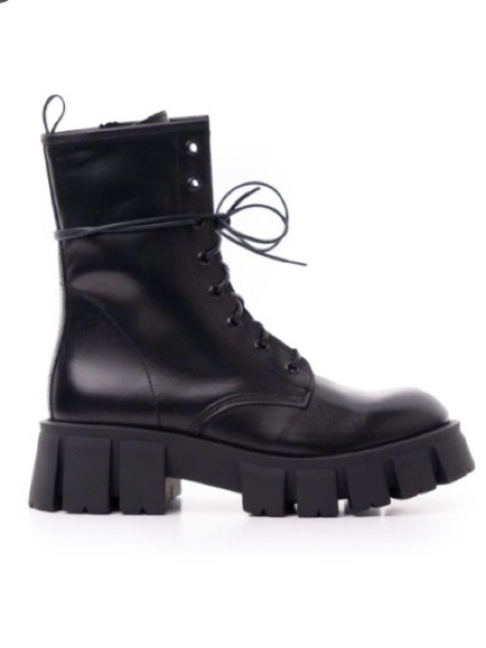 L'INTERVALLE shanghai black leather boots (NEW)